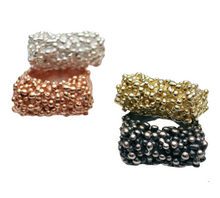 Carica l'immagine nel visualizzatore di Gallery, Anello barretta grossa goccioline