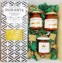 Load image into Gallery viewer, COOKING BOX WITH PASTA AND FISH SAUCE FOR MAX 4 PEOPLE