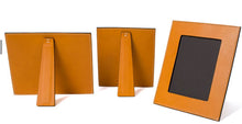 Carica l'immagine nel visualizzatore di Gallery, leather photo frame