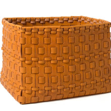 Load image into Gallery viewer, leather basket 

