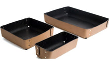 Carica l'immagine nel visualizzatore di Gallery, LEATHER TRAY RIVETTI