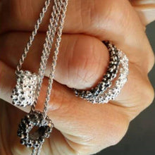 Carica l&#39;immagine nel visualizzatore di Gallery, silver ring pendant
