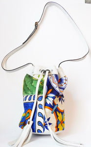 MAJOLICA MODEL BUCKET BAGS