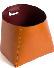 Carica l&#39;immagine nel visualizzatore di Gallery, LEATHER TRAY  
